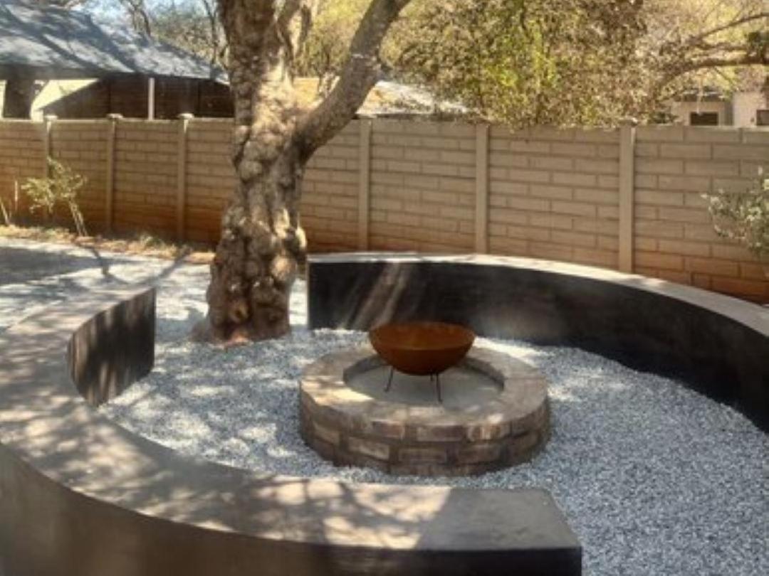 Karee Guesthouse Thabazimbi Exterior photo